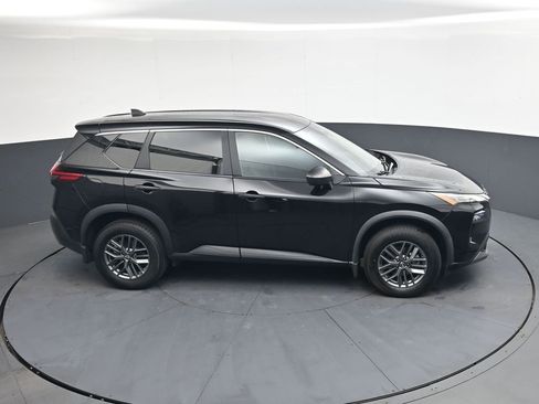 Used 2023 Nissan Rogue S FWD image 30