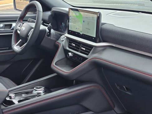 New 2026 Ford Explorer ST-Line w/ ST-Line Street Pack image 8