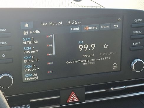 Used 2023 Hyundai Elantra SEL FWD image 16