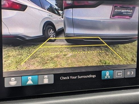 Used 2023 Honda HR-V EX-L image 10