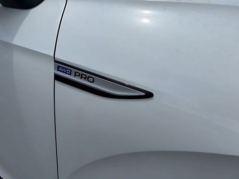 New 2026 Volkswagen ID.4 Pro AWD/4WD image 12