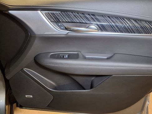 Certified 2025 Cadillac XT6 Premium Luxury image 25