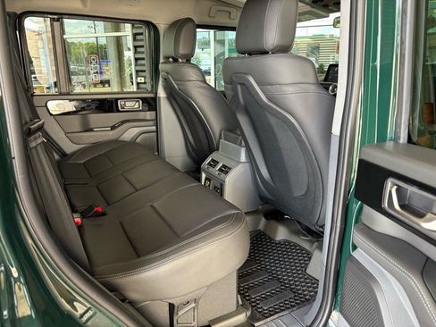 Used 2025 INEOS Grenadier AWD/4WD image 26