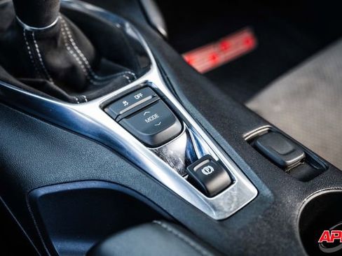 Used 2019 Chevrolet Camaro SS image 20