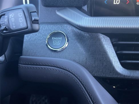 New 2026 Ford Explorer Platinum image 5