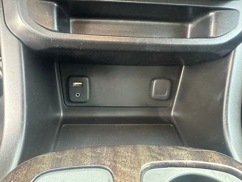 Used 2016 GMC Canyon SLE w/ SLE Convenience Package image 22