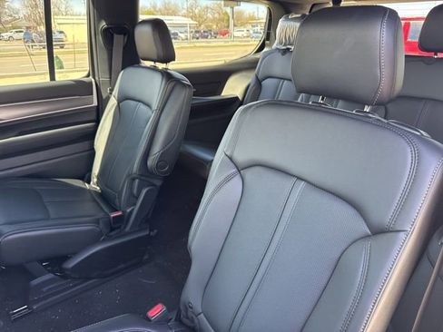 New 2026 Jeep Grand Wagoneer 2WD w/ Premium Group I image 12