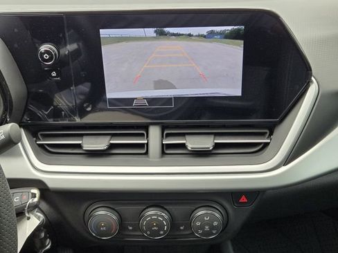 New 2026 Chevrolet Trax RS w/ Sunroof Package FWD image 13