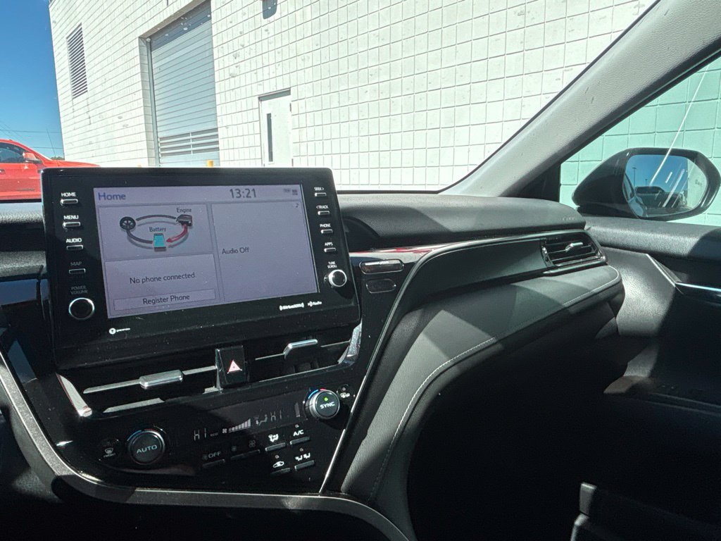 Used 2021 Toyota Camry SE w/ Audio Upgrade Package FWD image 16