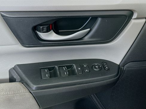 Used 2020 Honda CR-V LX image 15