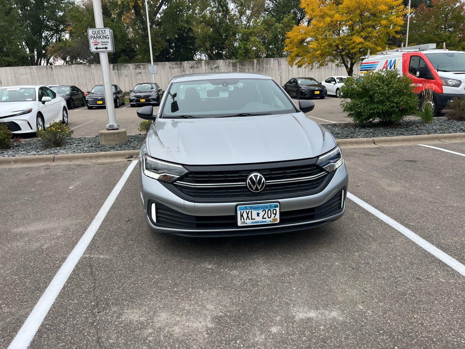 Used 2023 Volkswagen Jetta Sport FWD image 3