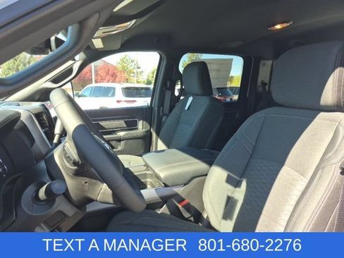 New 2026 RAM 2500 Big Horn AWD/4WD image 17