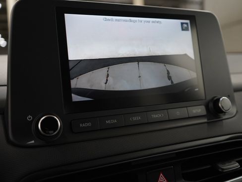 Used 2023 Hyundai Kona SEL image 23