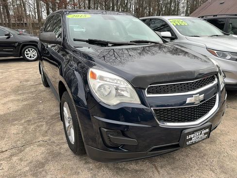 Used 2015 Chevrolet Equinox LS image 2