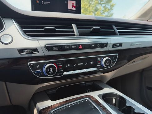 Used 2019 Audi Q7 2.0T Premium Plus w/ Premium Plus Package AWD/4WD image 13