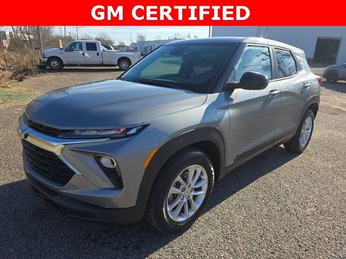 Certified 2025 Chevrolet TrailBlazer LS w/ LS Convenience Package image 1
