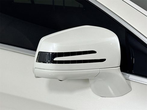 Used 2018 Mercedes-Benz CLS 550 4MATIC w/ Premium 2 Package image 10