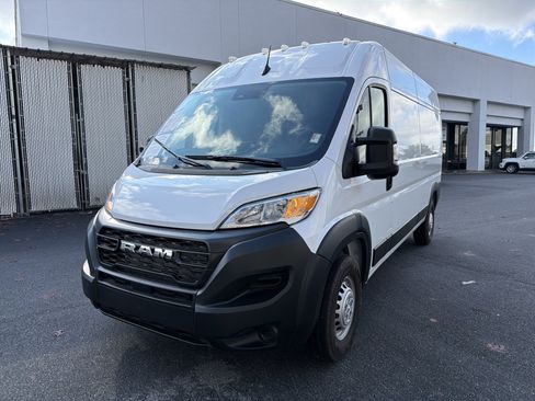 Used 2025 RAM ProMaster 2500 image 2