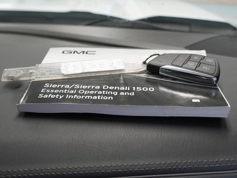 Used 2023 GMC Sierra 1500 Denali AWD/4WD image 41