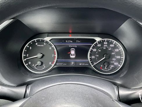 Used 2023 Nissan Sentra SV image 24