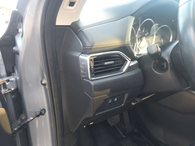 Used 2020 MAZDA CX-5 Touring AWD/4WD image 16