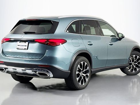 New 2026 Mercedes-Benz GLC 350e 4MATIC image 11