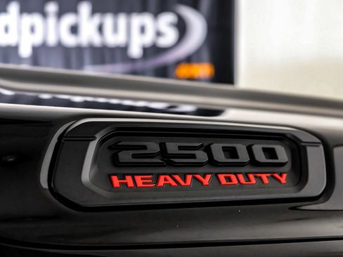 Used 2025 RAM 2500 Big Horn AWD/4WD image 43