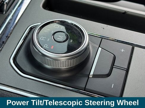 Used 2020 Ford Expedition XLT w/ Equipment Group 202A image 25