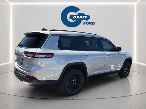 Used 2021 Jeep Grand Cherokee L Limited AWD/4WD image 6