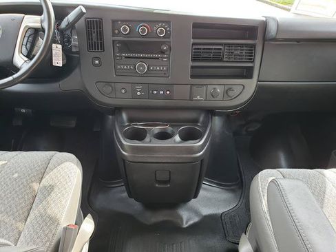 Used 2017 Chevrolet Express 3500 LT w/ LT Preferred Equipment Group RWD image 14