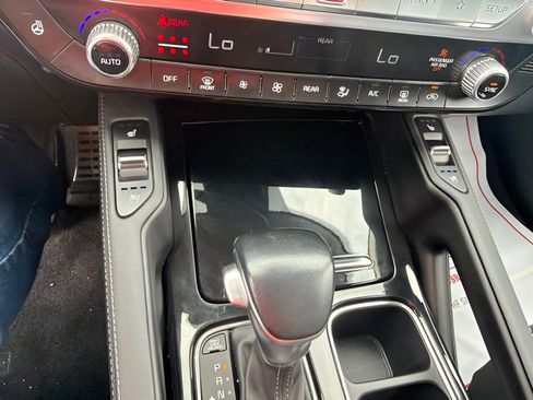 Used 2024 Kia Telluride SX X-Line AWD/4WD image 17