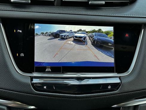 New 2025 Cadillac XT5 Premium Luxury image 18