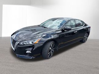 Used 2022 Nissan Altima 2.5 Platinum AWD/4WD video 2