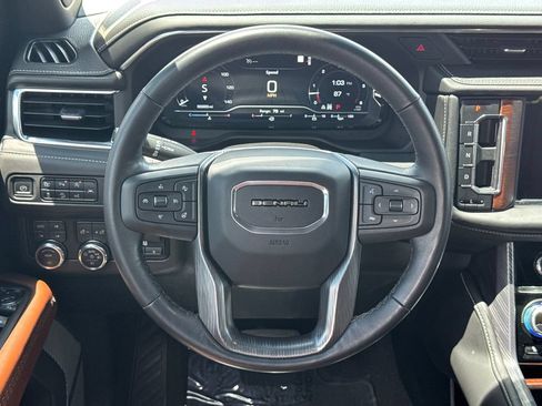 Used 2023 GMC Yukon XL Denali Ultimate AWD/4WD image 25