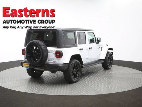 Used 2023 Jeep Wrangler Unlimited Sahara w/ Dual Top Group AWD/4WD image 42