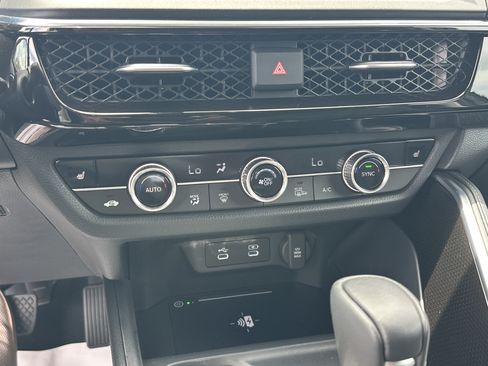 Certified 2025 Acura ADX FWD image 35