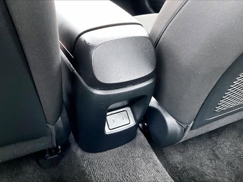 Used 2025 Hyundai Elantra SEL image 10