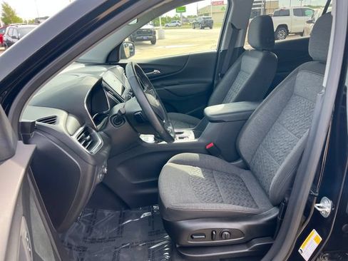 Certified 2024 Chevrolet Equinox LT AWD/4WD image 11