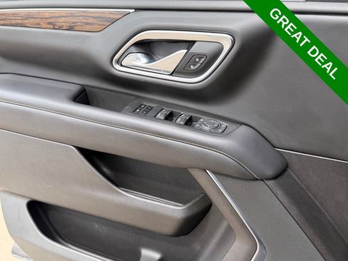 Used 2021 Chevrolet Suburban Premier w/ Texas Edition RWD image 32