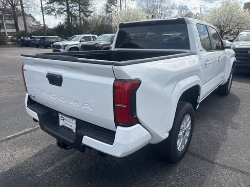 New 2026 Toyota Tacoma SR5 image 5
