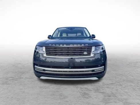 Used 2024 Land Rover Range Rover SE AWD/4WD image 2