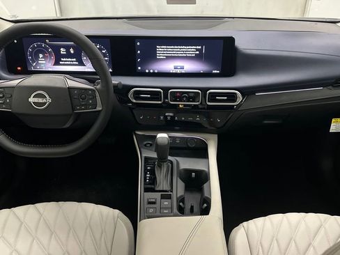 New 2026 Nissan Sentra SL w/ Floor Mat Package FWD image 26