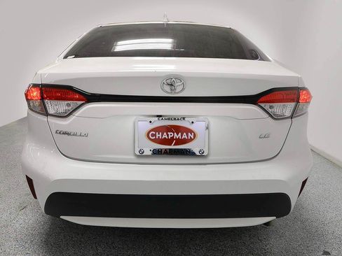 Used 2022 Toyota Corolla LE FWD image 4