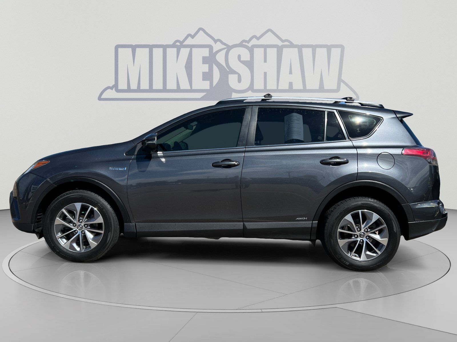 Used 2016 Toyota RAV4 XLE AWD/4WD image 2