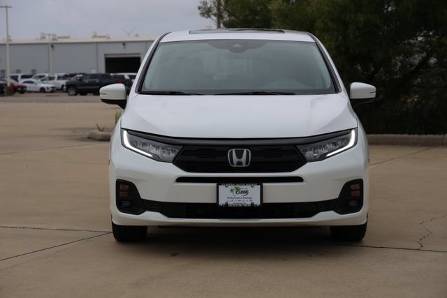 New 2026 Honda Odyssey Touring image 2