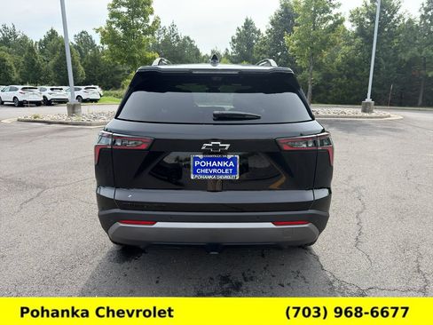 New 2026 Chevrolet Equinox LT w/ Convenience Package II AWD/4WD image 6
