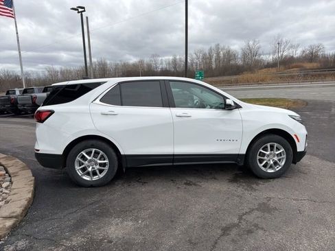 Used 2024 Chevrolet Equinox LT image 6