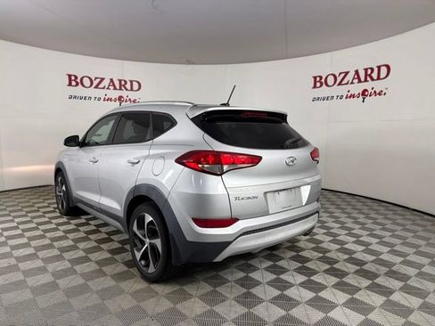 Used 2017 Hyundai Tucson Sport FWD image 6