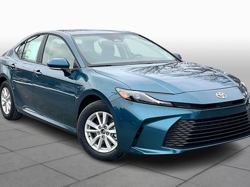New 2026 Toyota Camry LE image 2
