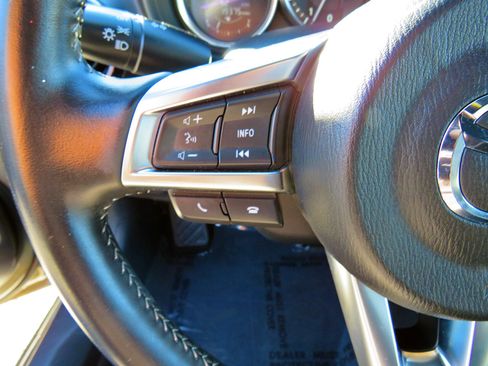 Used 2023 MAZDA MX-5 Miata Club w/ Brembo/BBS Recaro Package image 27